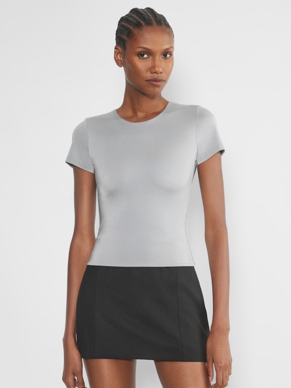 Aritzia contour metallic silver short sleeved top size L